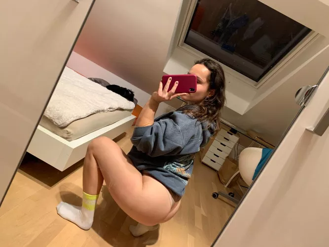 I know you want to slap that ass as hard you can 😈 don't be a liar 😇