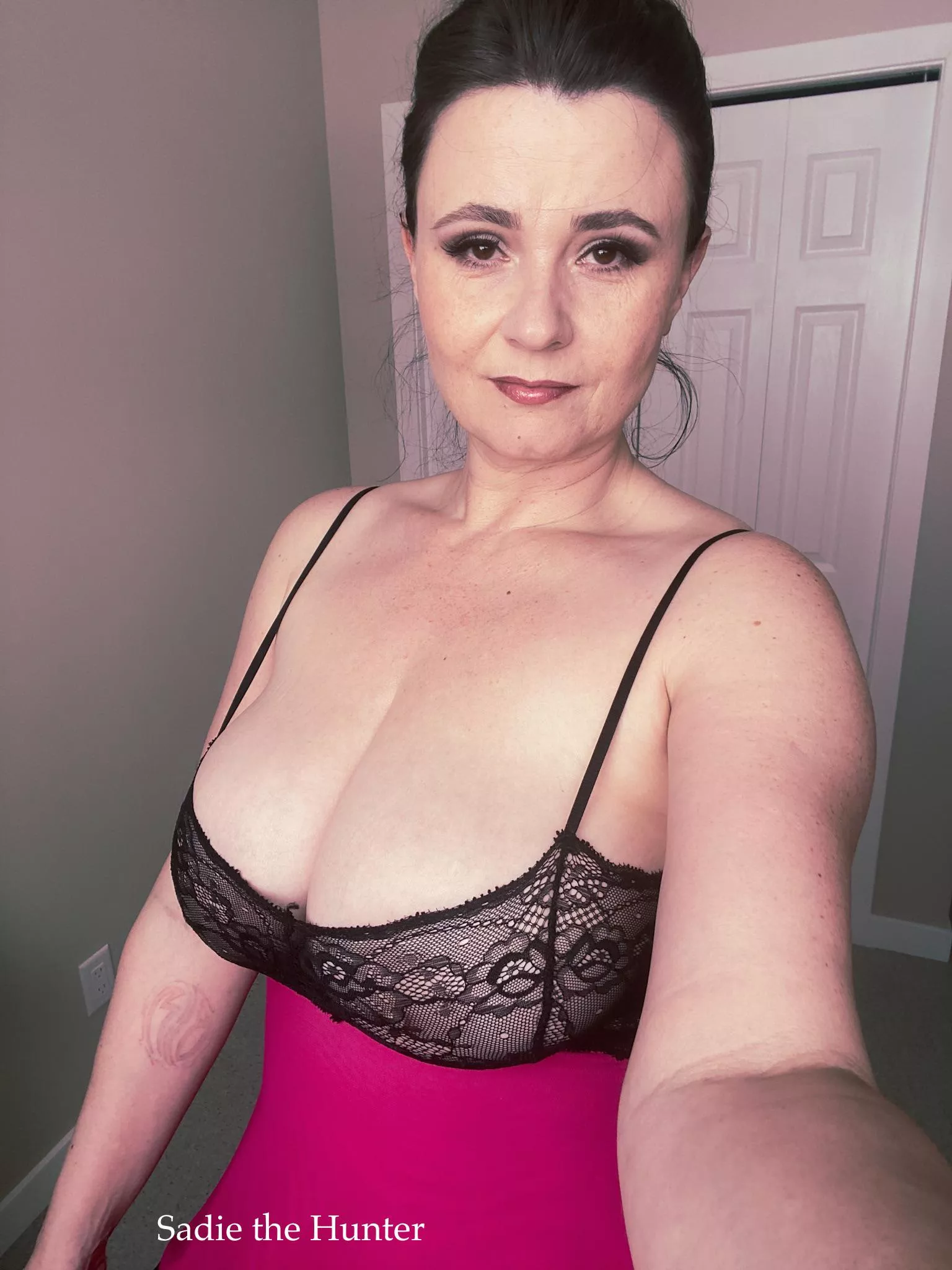 I like it when you stare... 😈