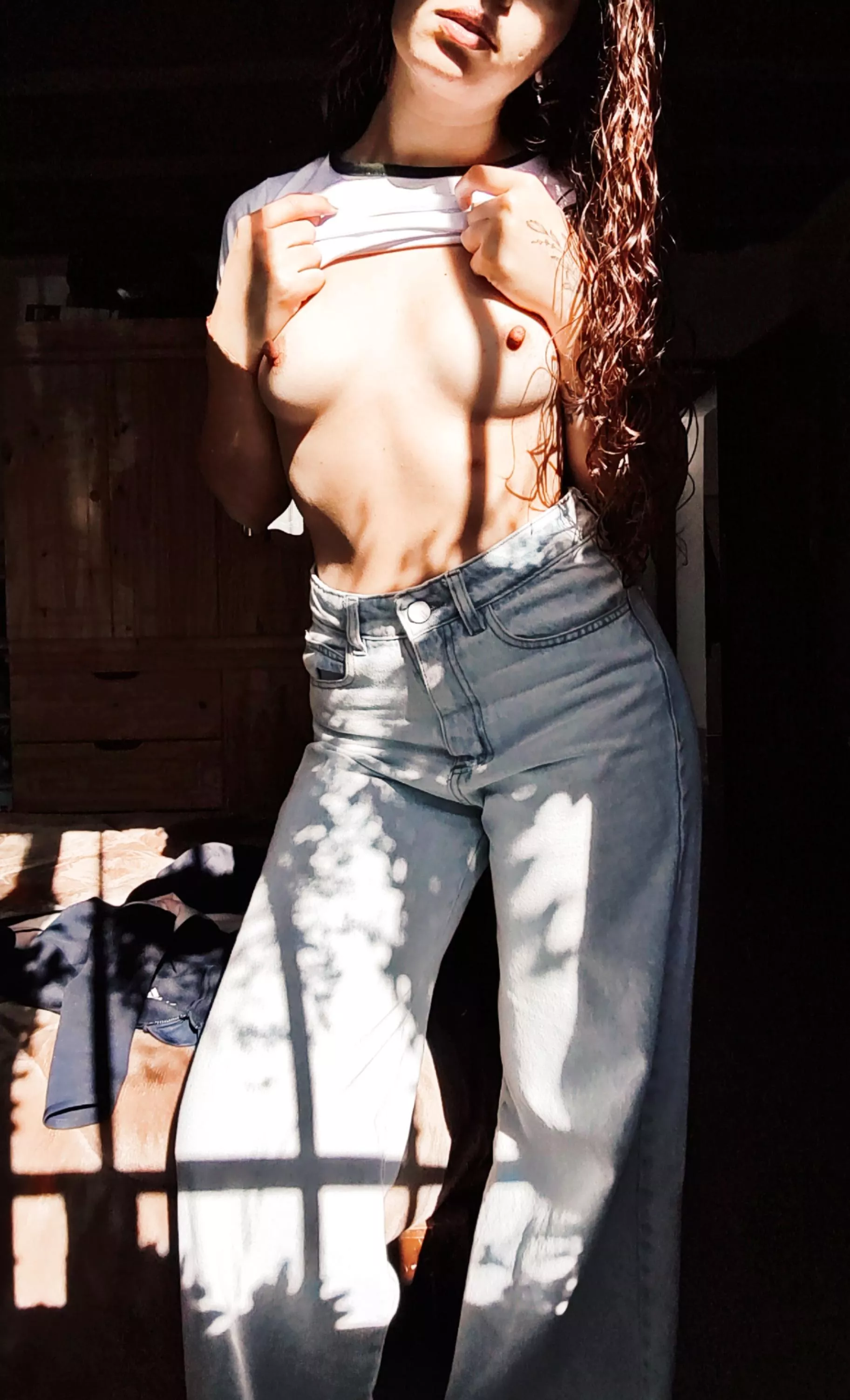 I like the sun in the window βοΈ I like the sun in the window βοΈ