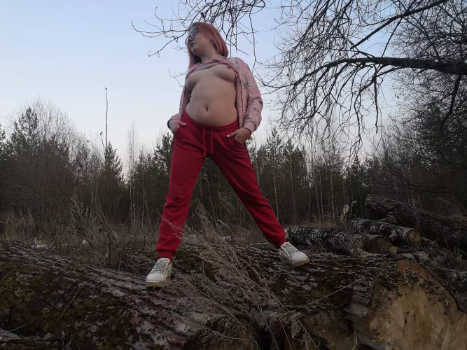 I like to fuck where I can be seen by passers-by