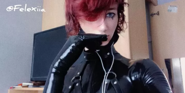 I look kinda evil 👀