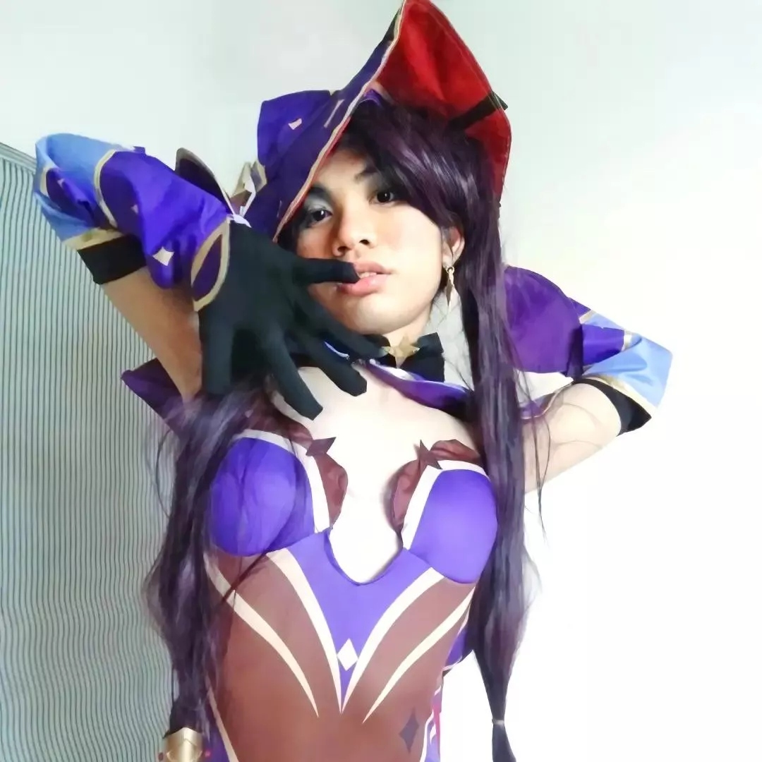 I love doing cosplay gives me a chance to be fem af