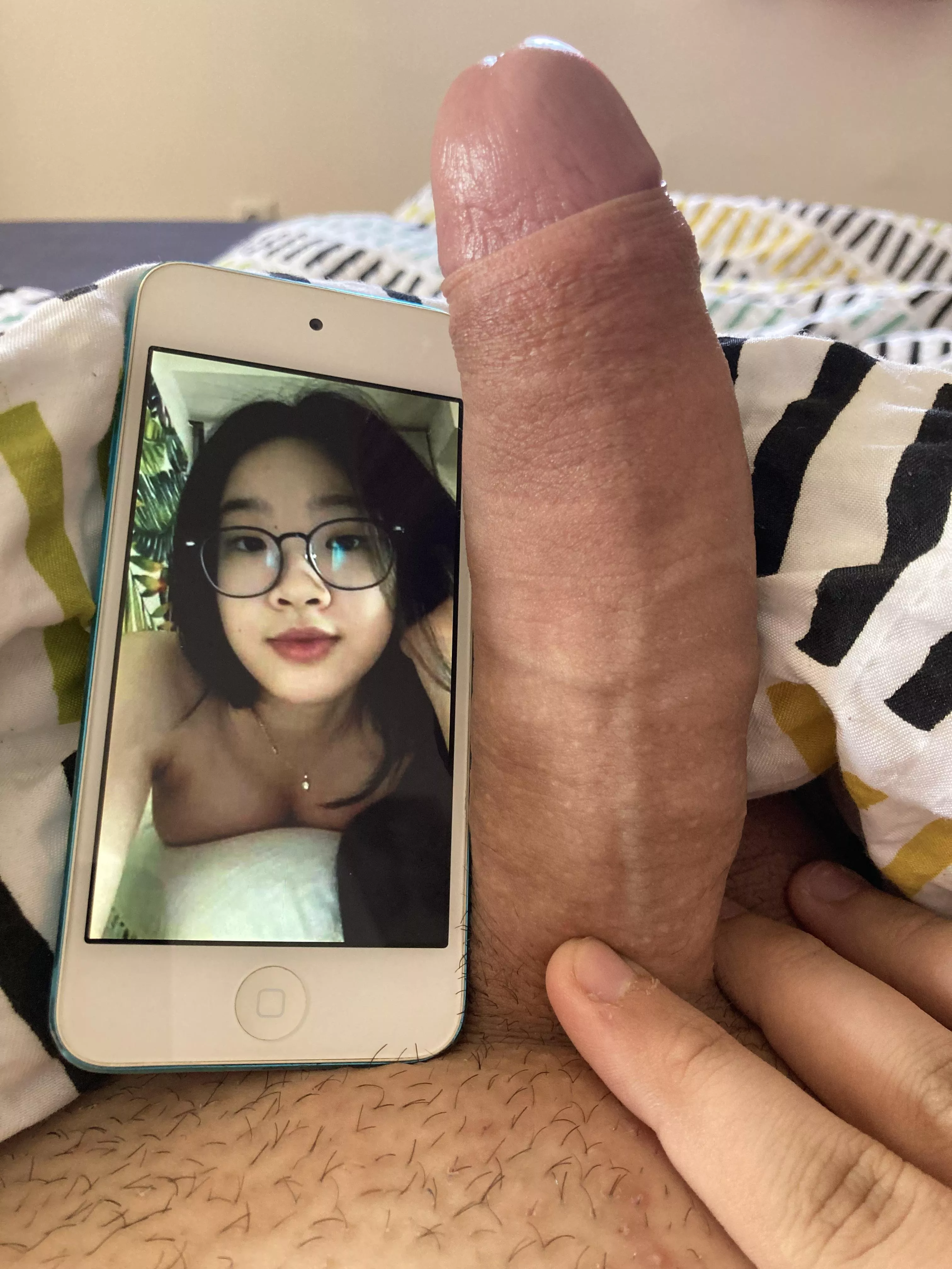 I love doing Tributes with my massive cock send me stuff!😊