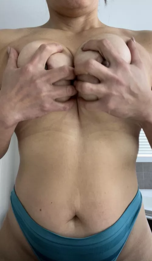 I love getting my breasts massaged.. Will settle with self massage for now.. F45