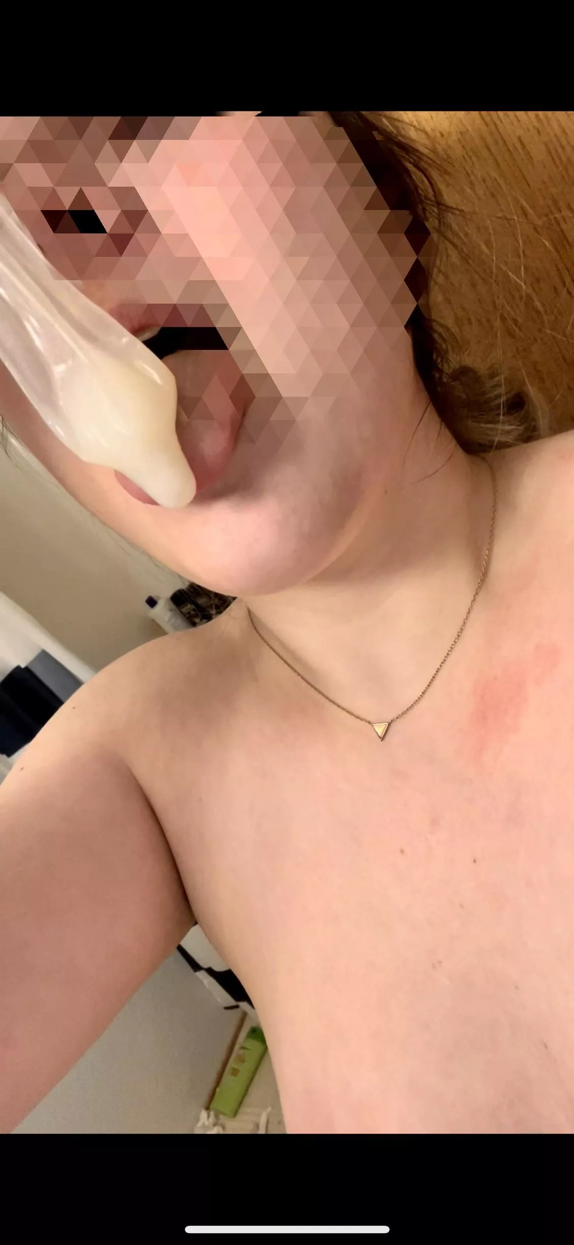 I love his cum inside me however it has to get there. Wrong time of the month for a creampie 😉