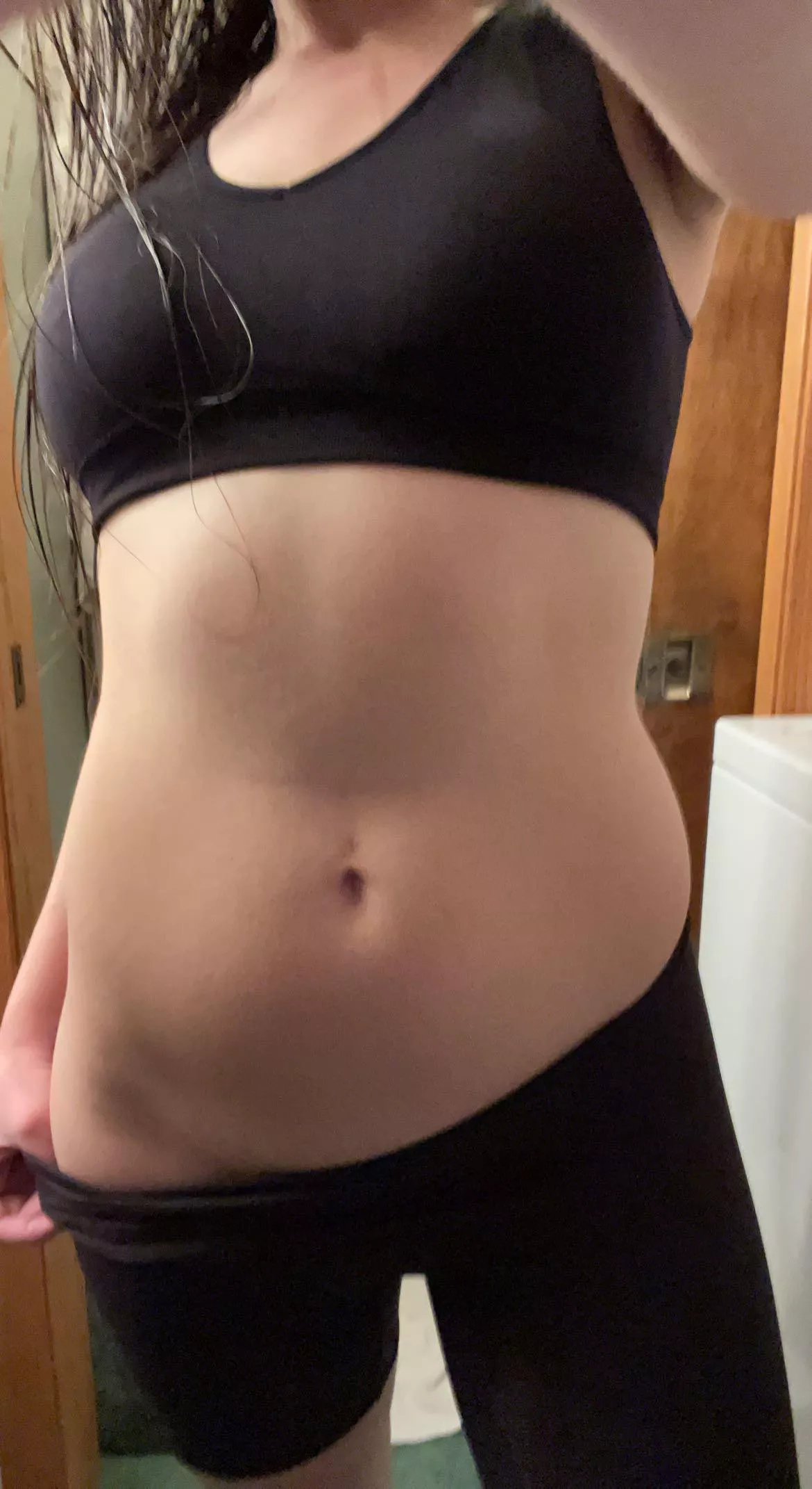 I love my bellybutton 🥰