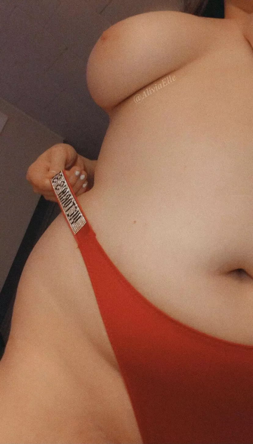 I love my curves, don’t you? ❤️😏