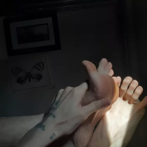 I love my long toes being kissed by the sun.