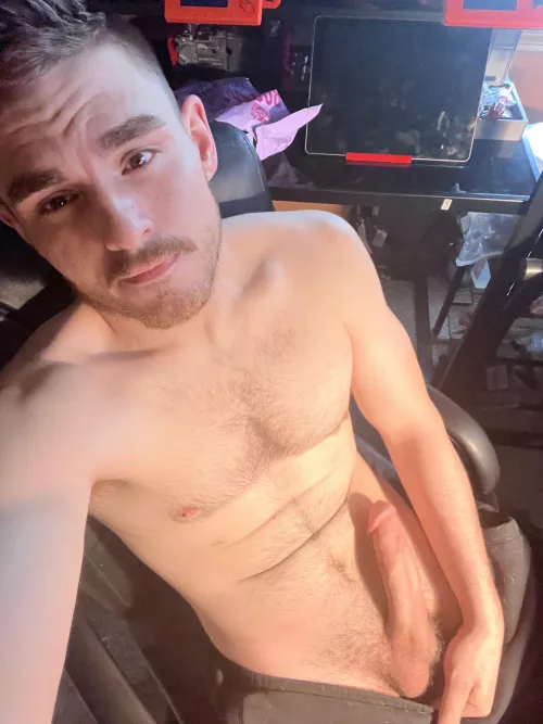 I love stretching out holes