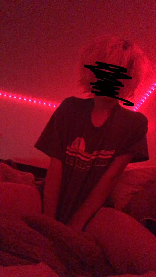 i love the color red