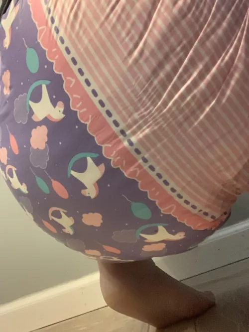 😳 I made a mess, every day of being diapered makes me realize how much I needed them 🌸