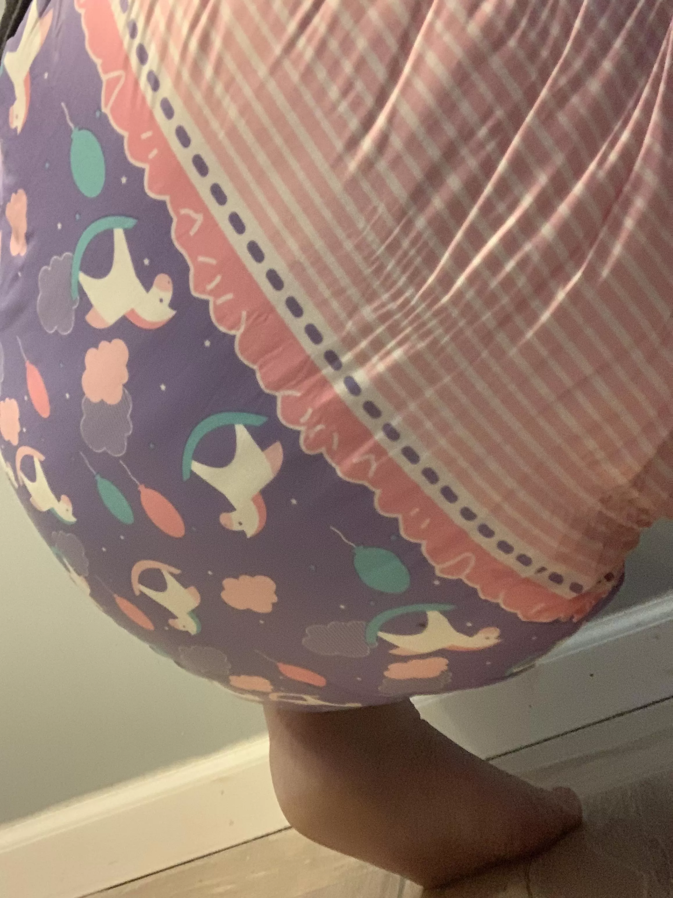 😳 I made a mess, every day of being diapered makes me realize how much I needed them 🌸