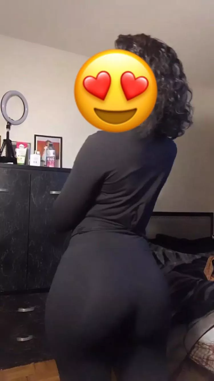 I make a good little girl for real men ☺️