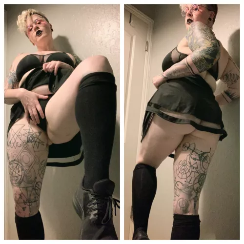 I might have been a mean butch cheerleader if the uniforms had come in black. Who wants to get stuffed… in a locker?