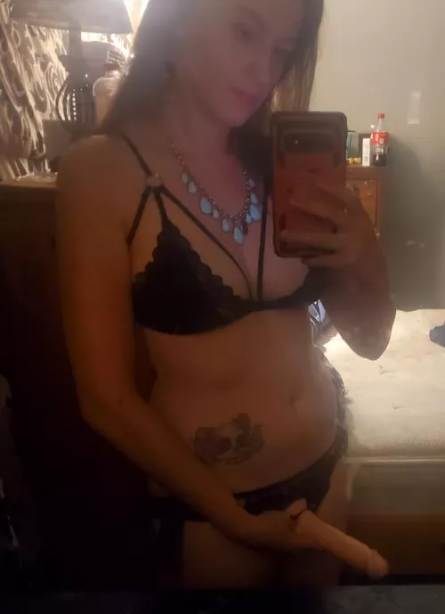 I need a playmate 😞