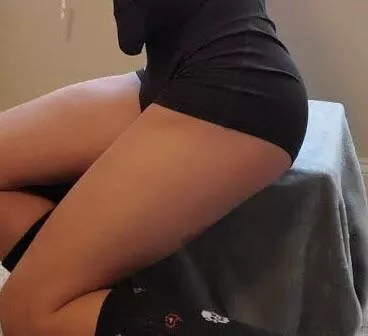 I need some help, this is my first time reaching out to the community, but I feel torn between my life and wanting to be a femboy, I need insight on or even just someone to chat to, I have a gf I’m 26, and I just wish I could go back in time and become