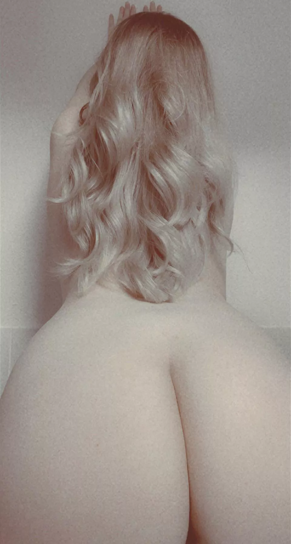 I need spanking daddy🥺 [image]