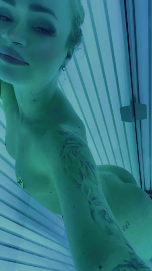 I need to apply sunblock [STBA]