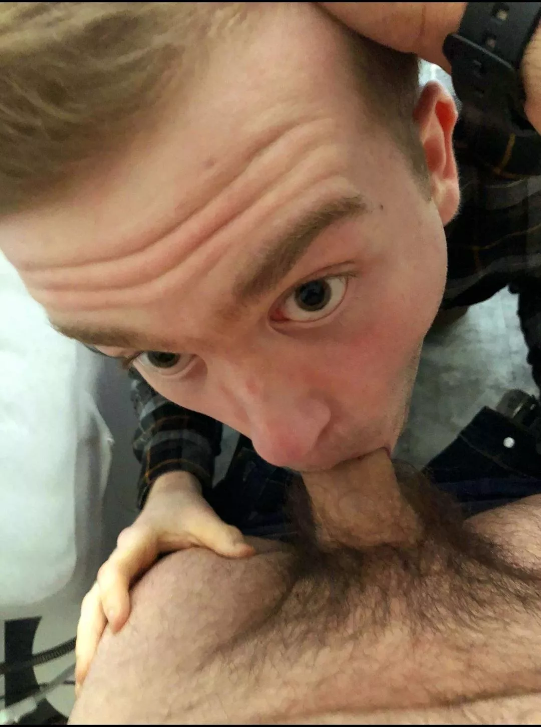 I offered my mouth to the first guy I found on Grindr... he took this picture of me