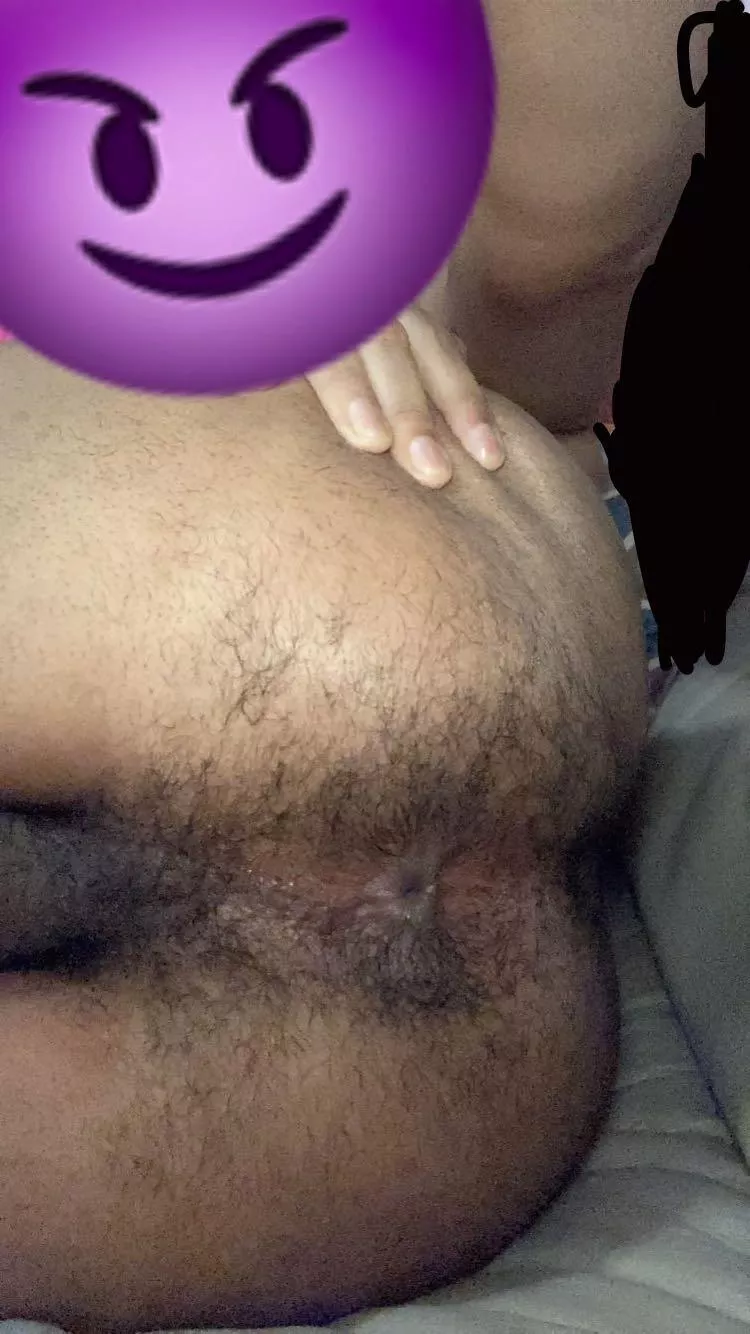 I really love this photo that I took today of my furry hole 😵‍💫