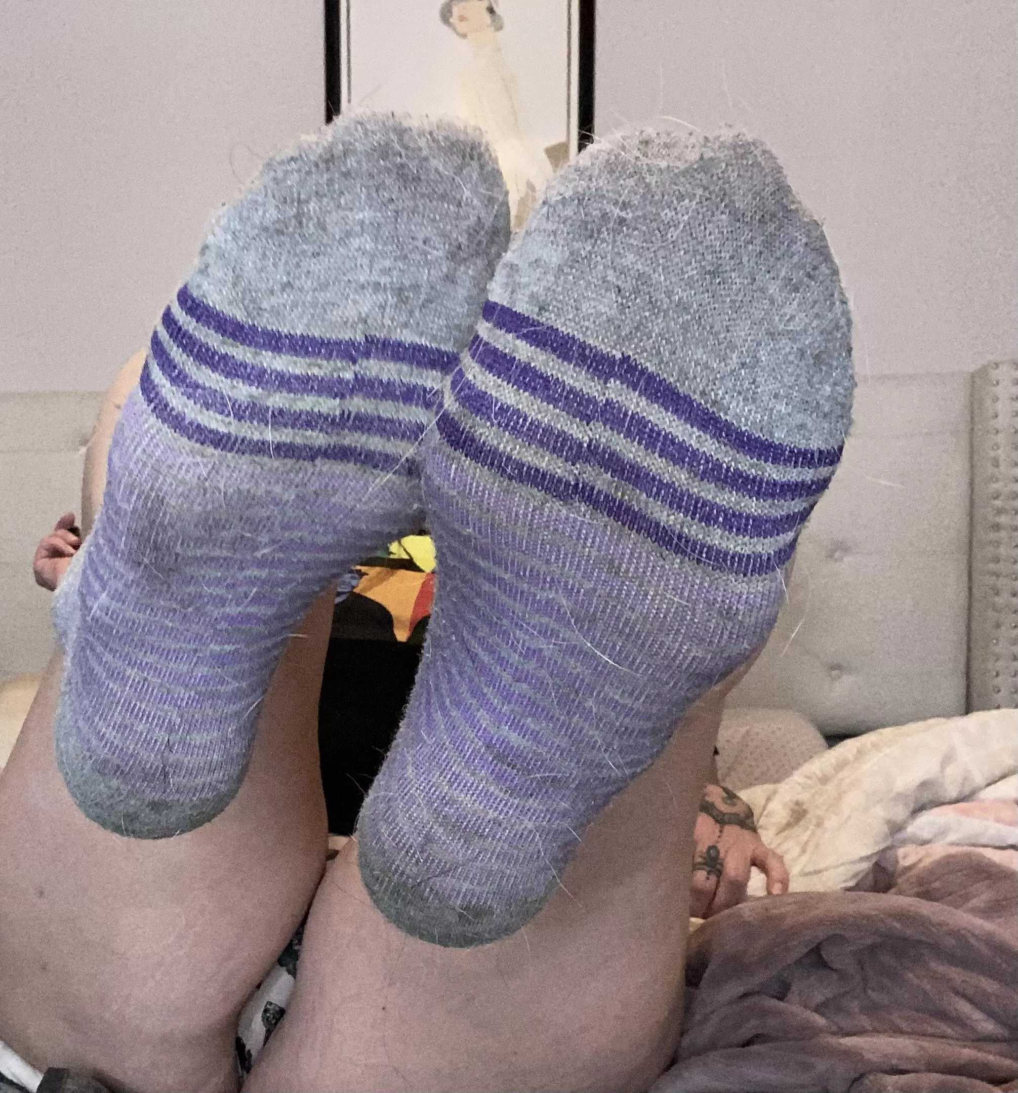 I REALLY Put the PEE-whew!! 🥵🤢🐽In PURPLE! 😈🦶🧦[selling]