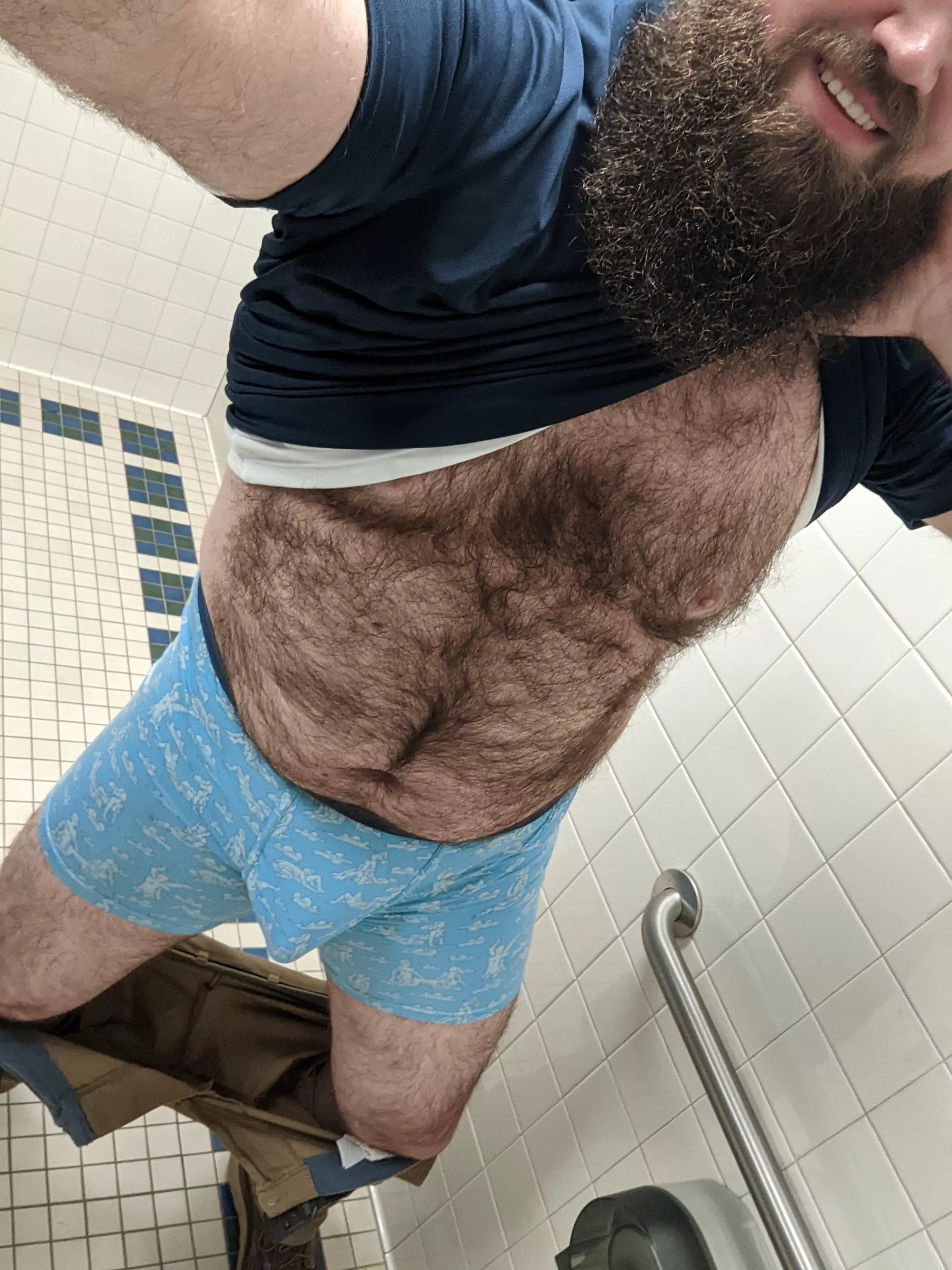 I sure do enjoy sneaking away from my desk to post pics for you all. 😏😈