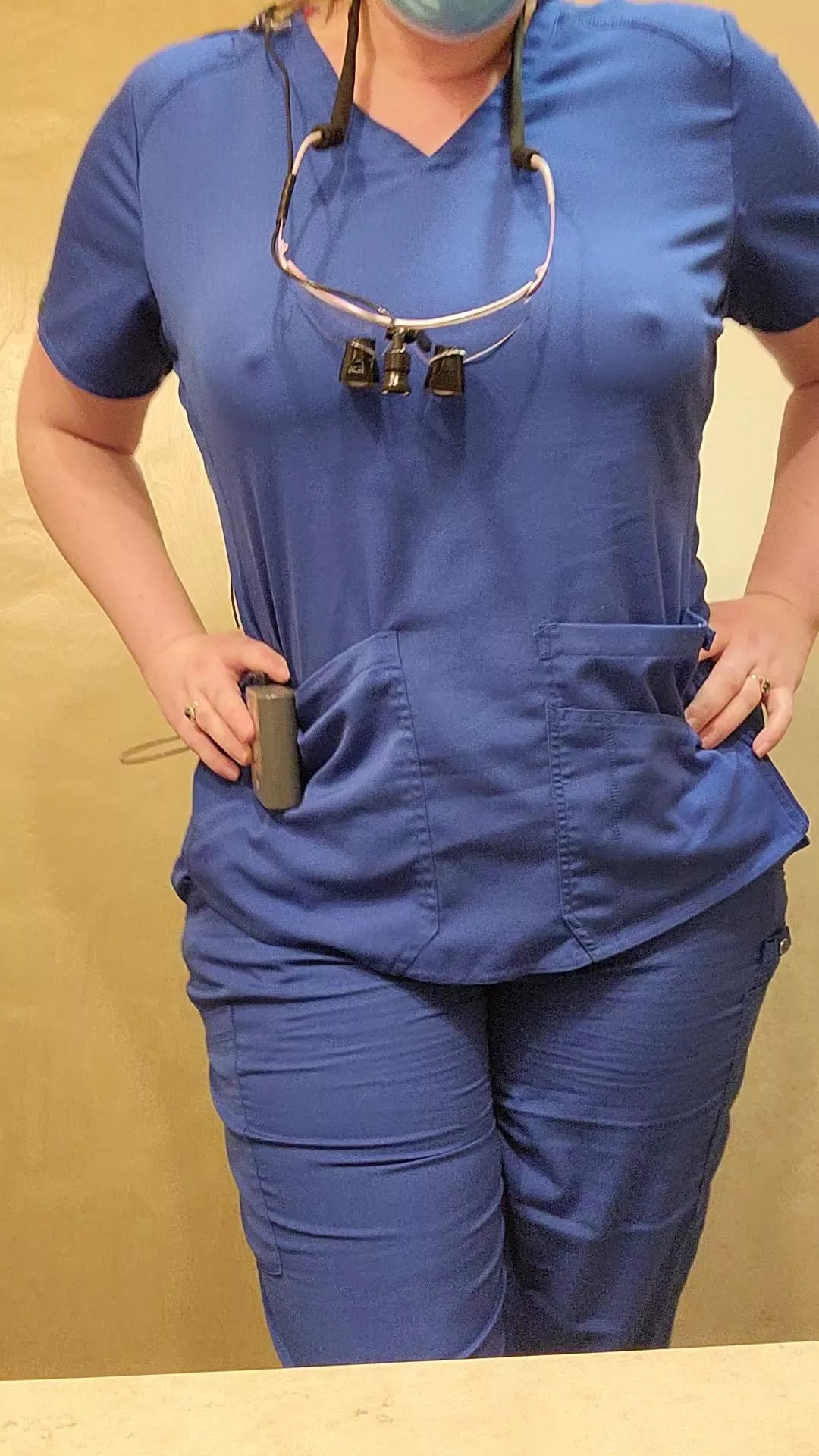 I think I'll leave my lab jacket off today 😷🪥🦷