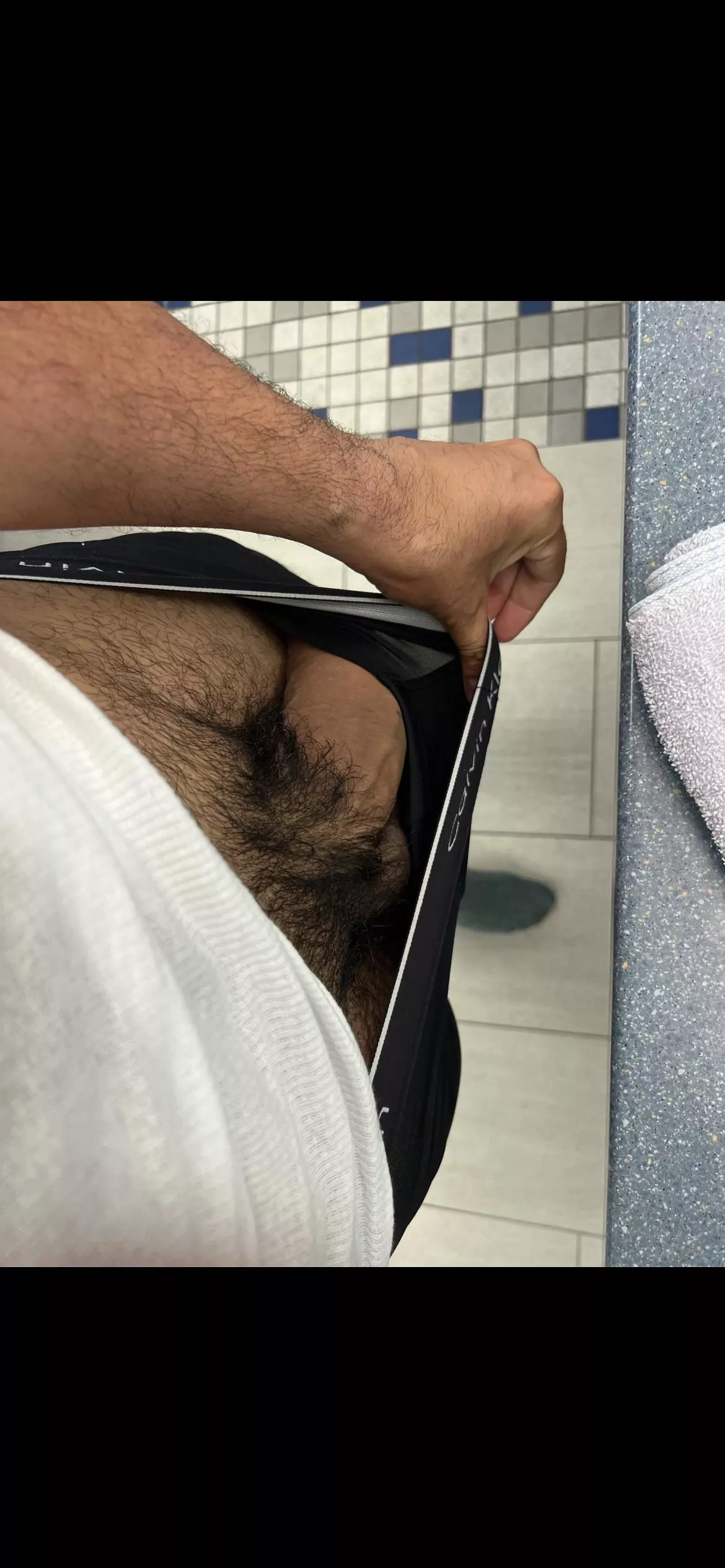 I think its time to shave 😂