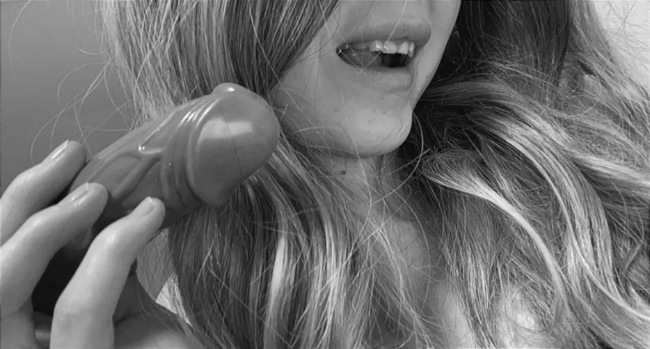 I wanna train your throat til you can take it all, like a good little slut 😈 [domme]