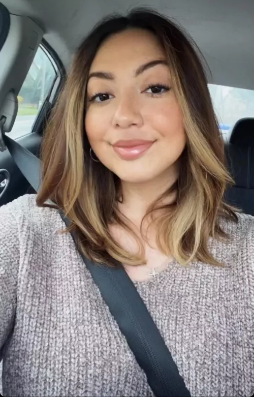 I want to be pared here with a cum covered face🤤