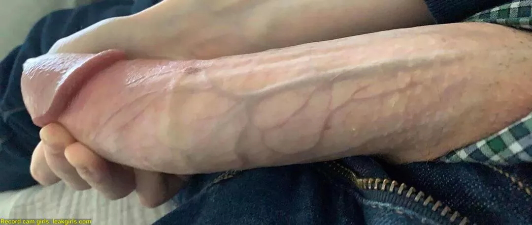 I want to onow how many people have thought about sucking me.