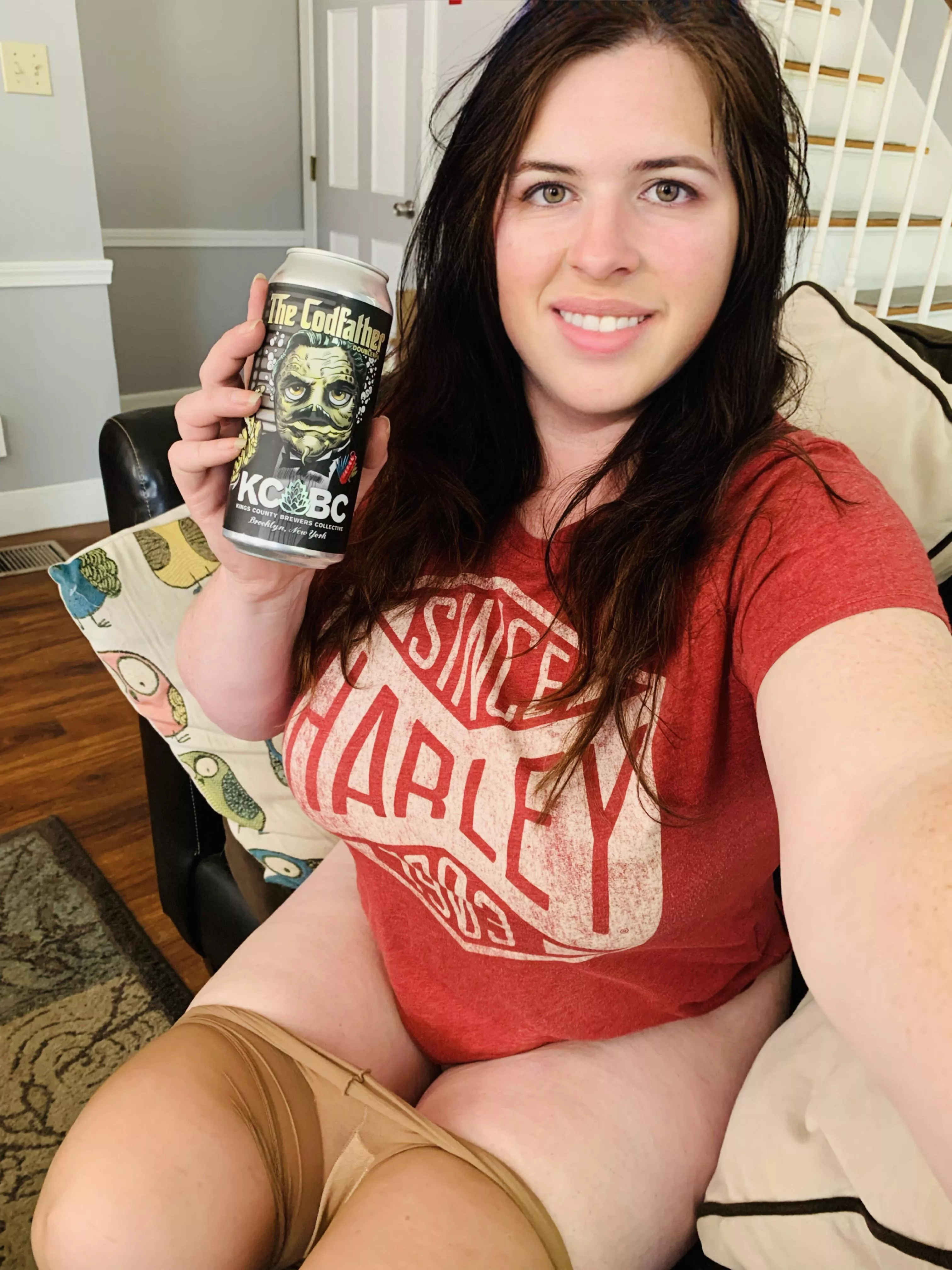 I was going to where pantyhose today, but said “f*ck that”, it’s too hot”. I opened a beer instead 😉❤️