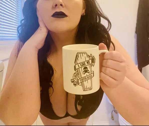 I wish I could say I love my coffee black… I love my lipstick and underwear sets black though! 🖤