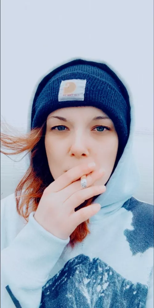 I'd smoked my mind the night before, With cigarettes and songs I'd been picking