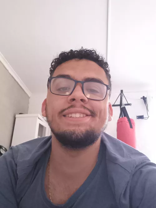 If I asked you out on a date , would you say yes 👁¿👁