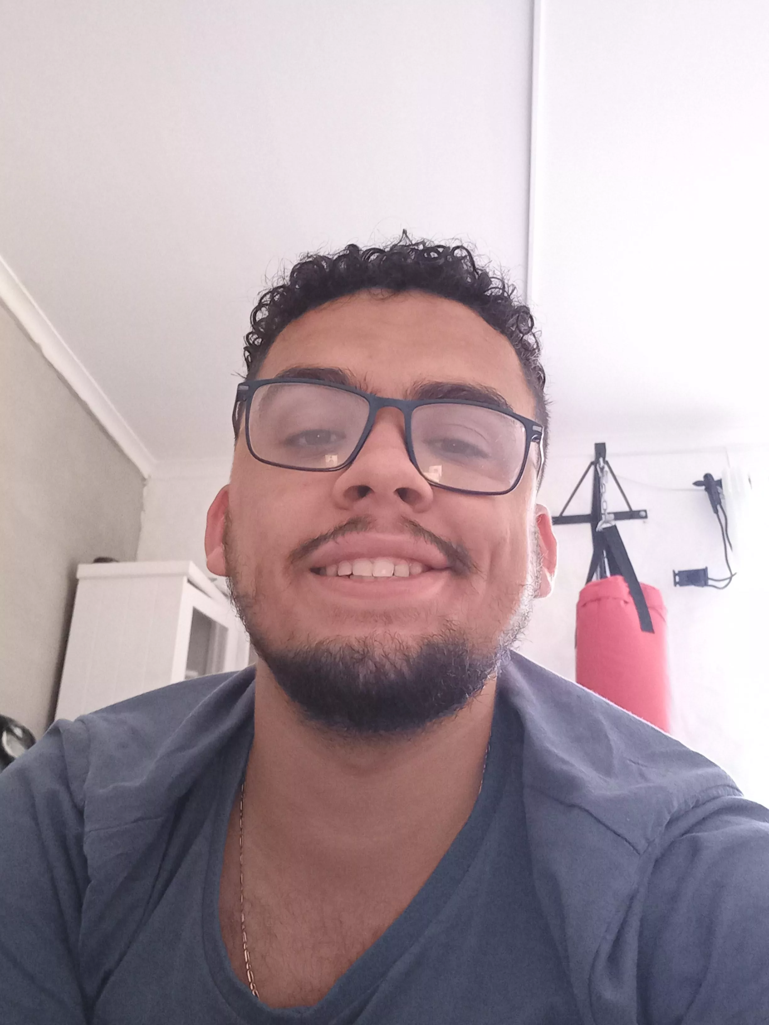 If I asked you out on a date , would you say yes 👁¿👁