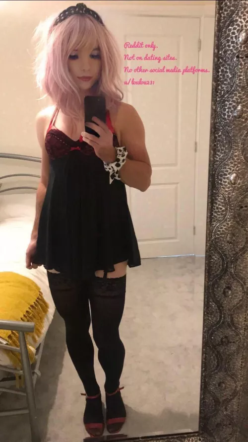 If I wear my sisters lingerie for you, would you please take my virginity??🥺