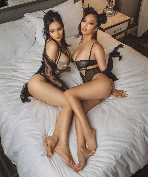 If these [2] showed up in your hotel room in Shanghai…