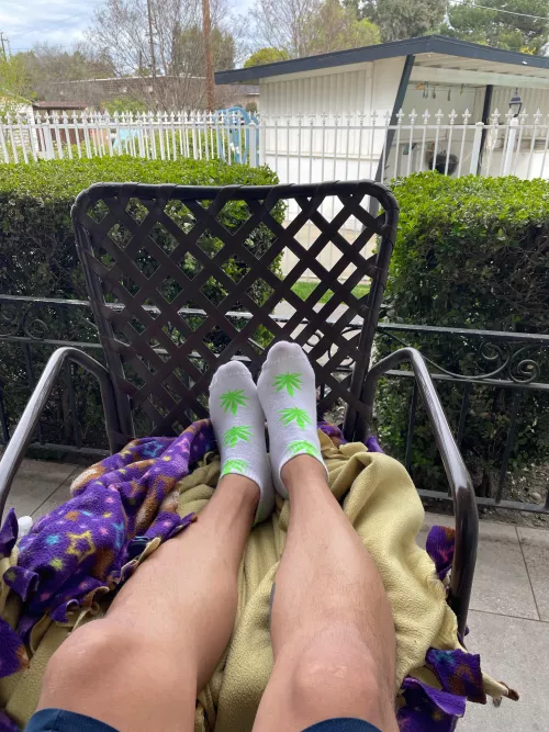 If you been on my page, then you seen my feet .. come take my socks off