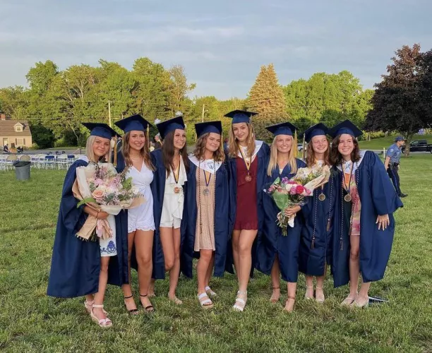 if you comment i’ll send you a bikini pic of whoever you choose