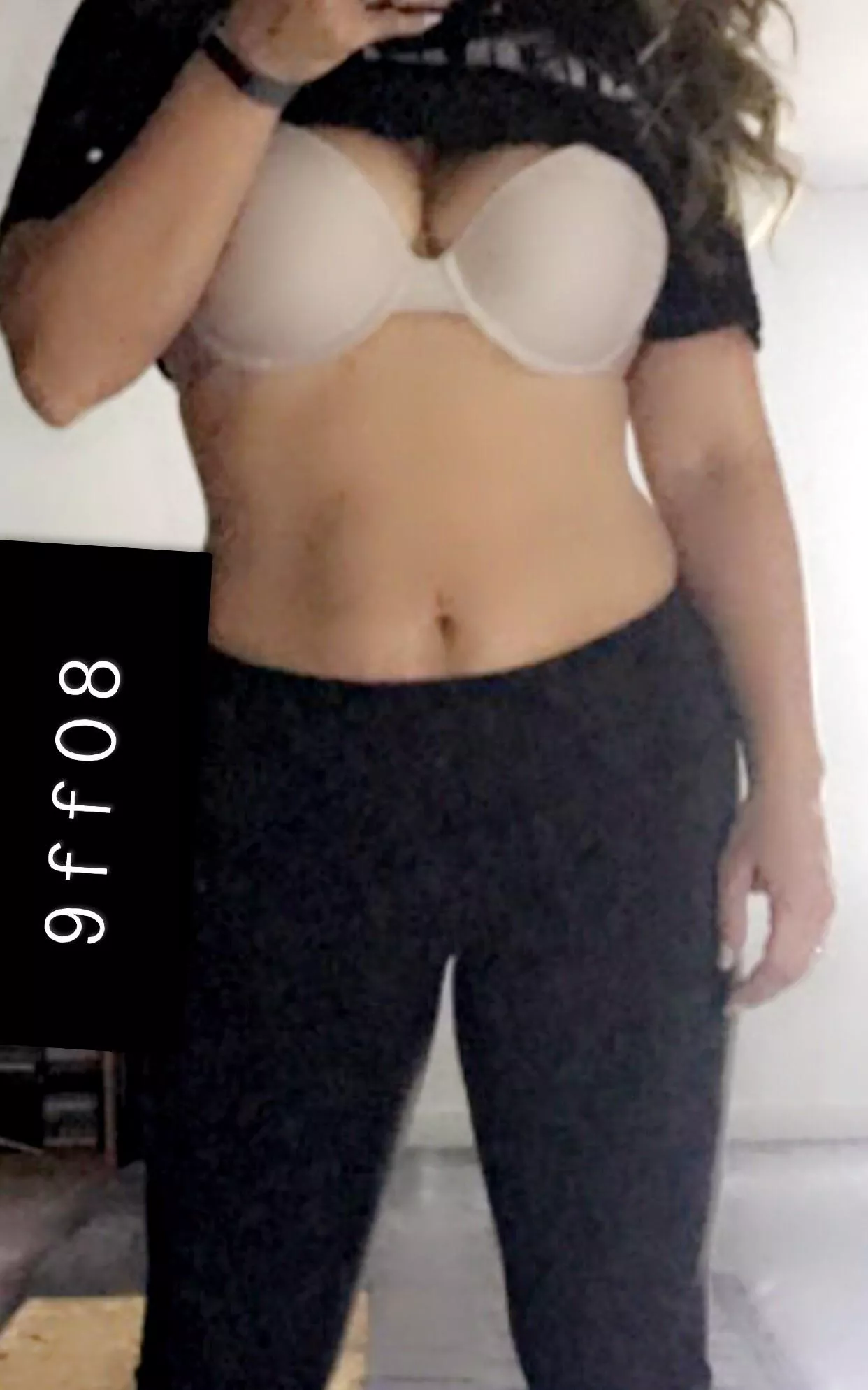 ⬆️ if you would work out with her?