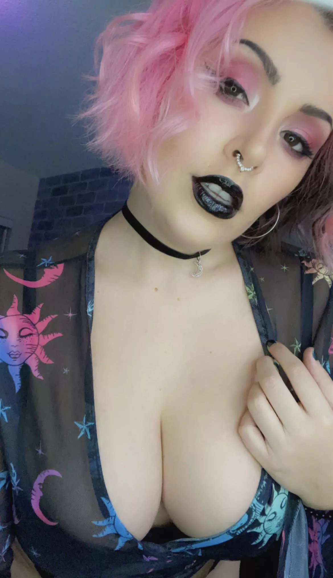 If you’re having a hard day I’m sending you lots of love