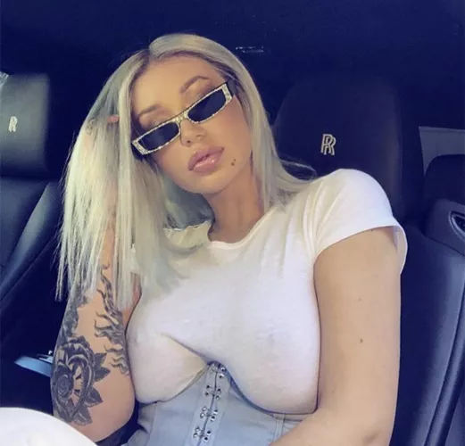 Iggy Titties
