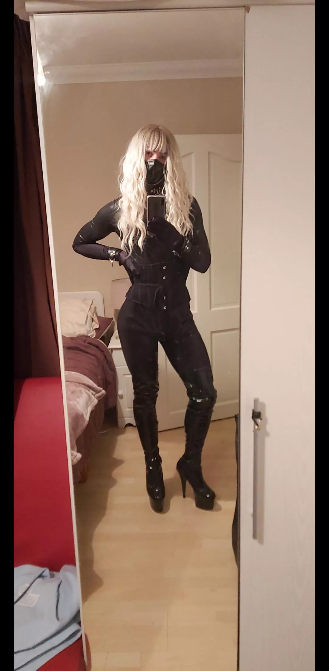 Im a sub i swear....😈😂