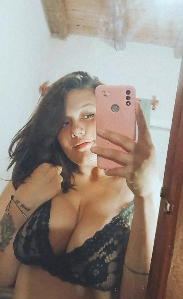 im avaiavle for sexting. Free link below babe im avaiavle for sexting. Free link below babe