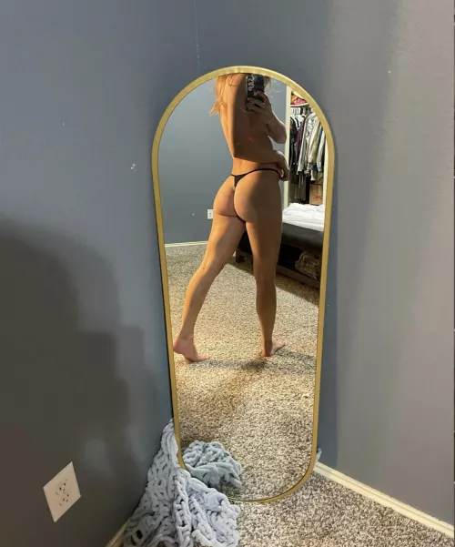 i'm barely legal and want to be someone's cum slut 👅 come join my free OF 😈