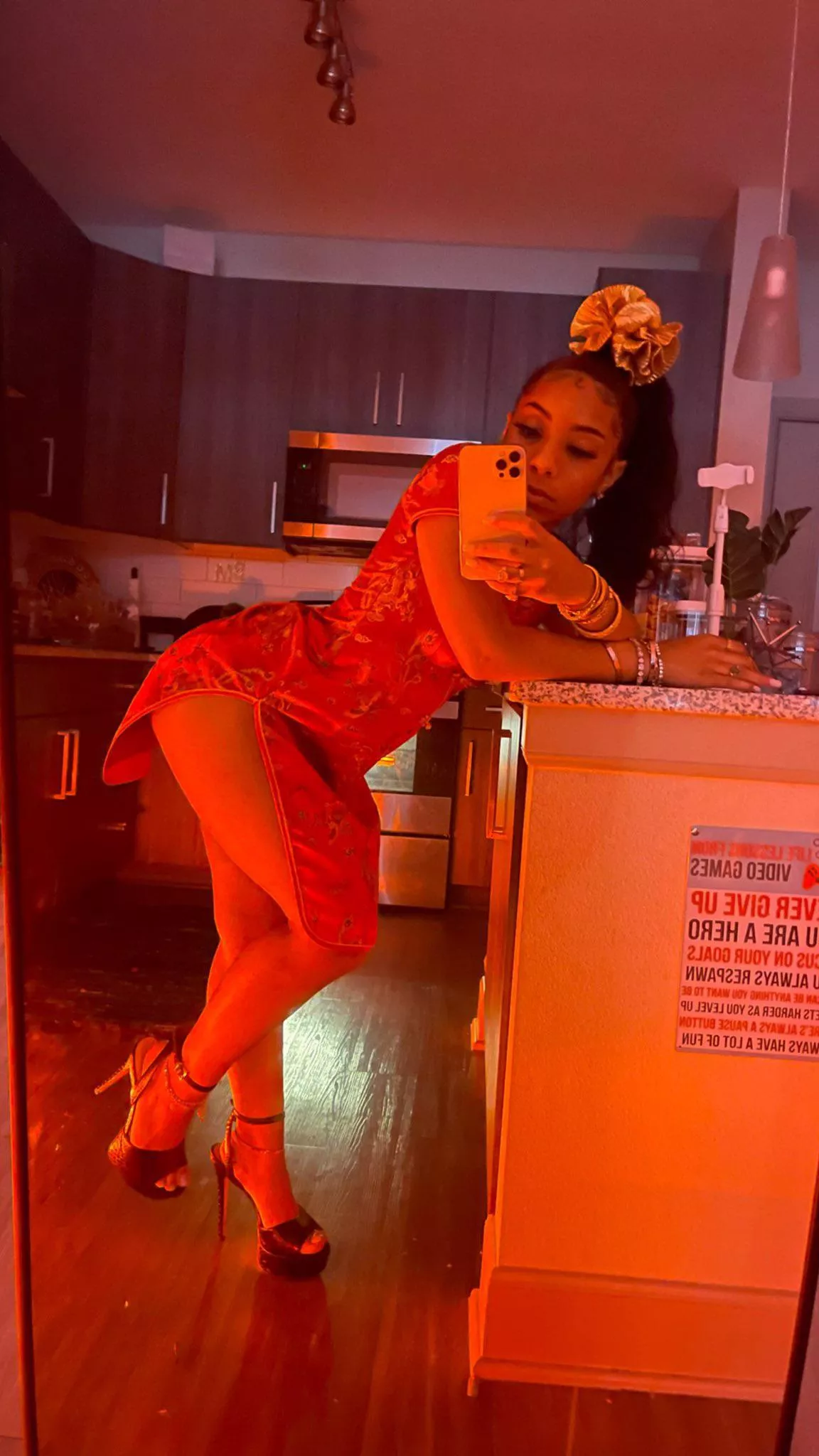 I’m feeling sexy in these heels🥰