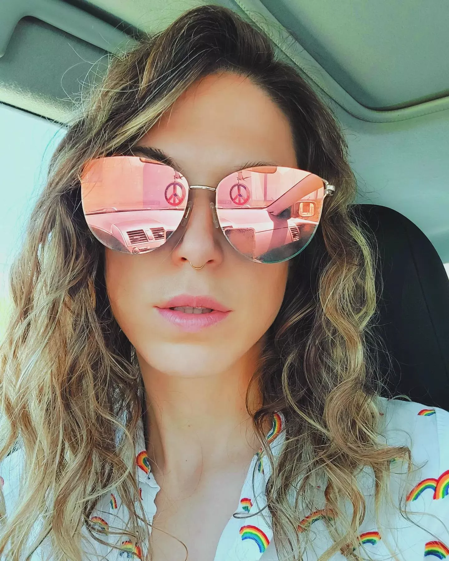 I'm fun to get high with ✌️