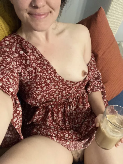 I’m glad to be back to my normal morning routine, I missed the privacy 😅