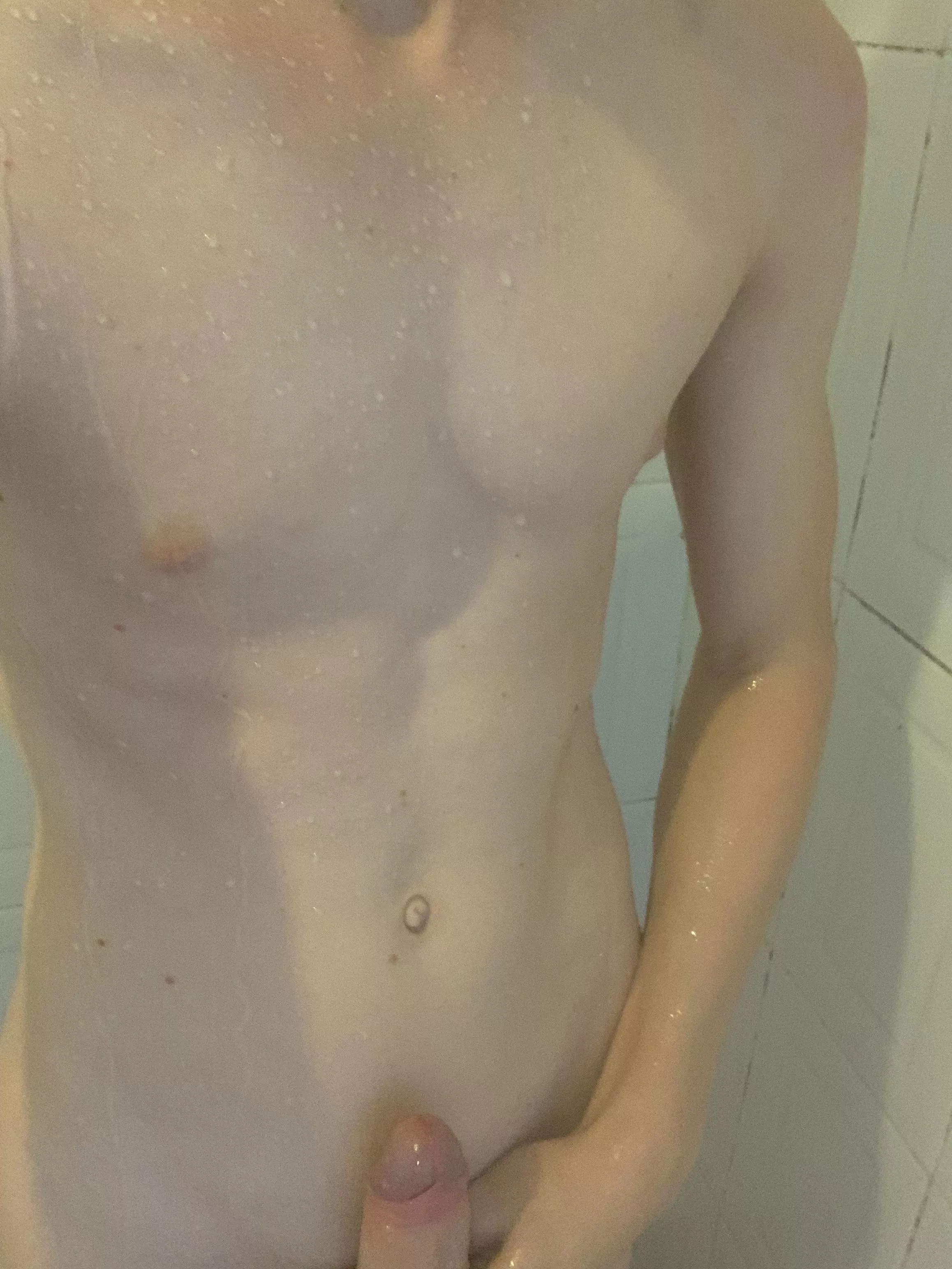 I’m in the shower😏